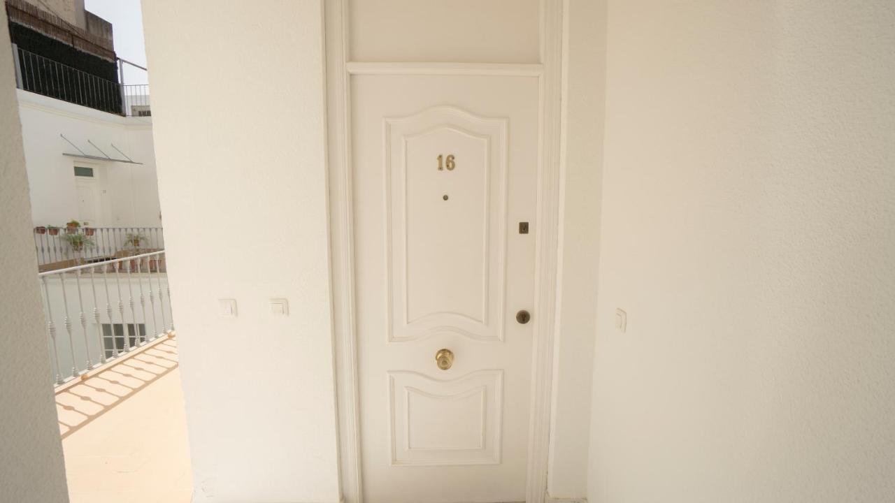 Rentalsevilla Luminoso Estudio Junto A La Giralda Apartamento Sevilha